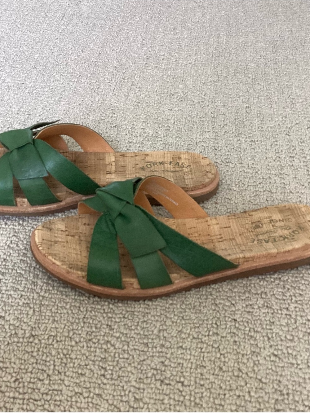 Kork-Ease Green Bow Slide Sandals - Picture 2 of 7